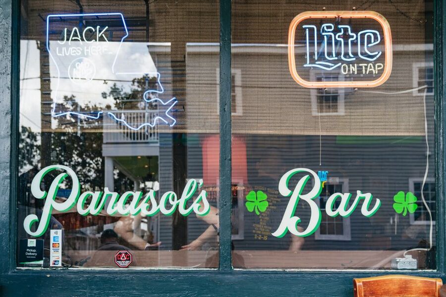 New Orleans: Garden District Food, Drinks & History Tour - What the food stops may feel like