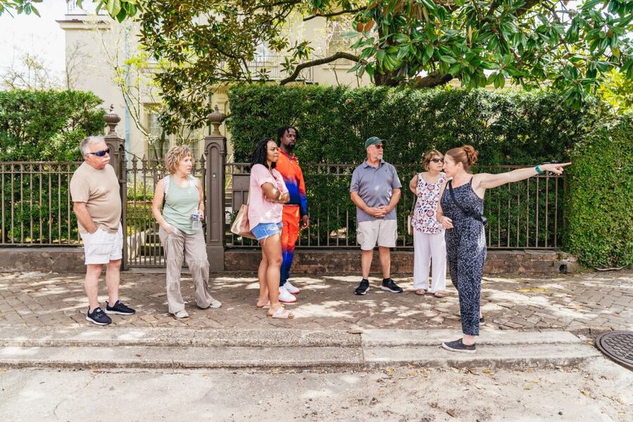 New Orleans: Garden District Food, Drinks & History Tour - Michelle’s role in the experience