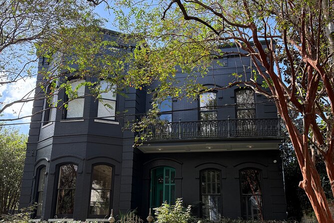 New Orleans Garden District Tour - Why the Garden District works so well on foot