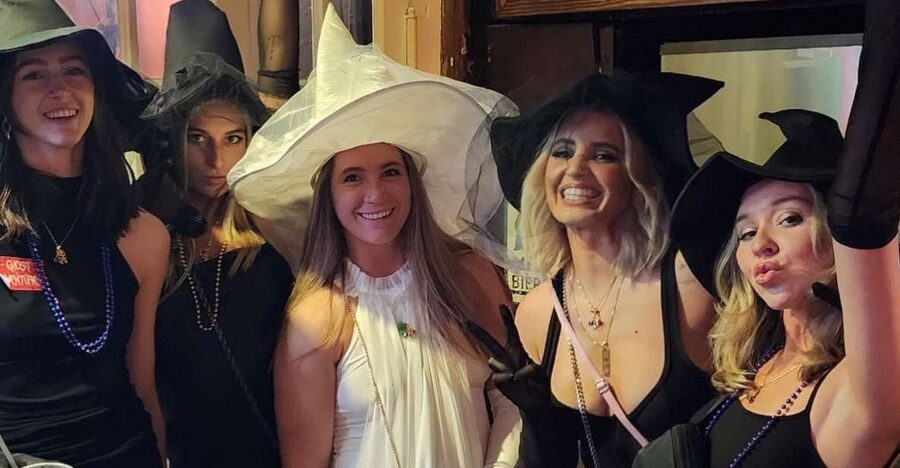 New Orleans: Ghost and Haunted Pub Crawl Tour with Free Shot - Starting at The Rambler with a drink in hand