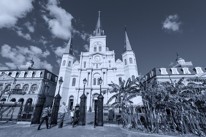 New Orleans Ghost Tour: Go Inside a Haunted Location - What this New Orleans ghost tour really feels like