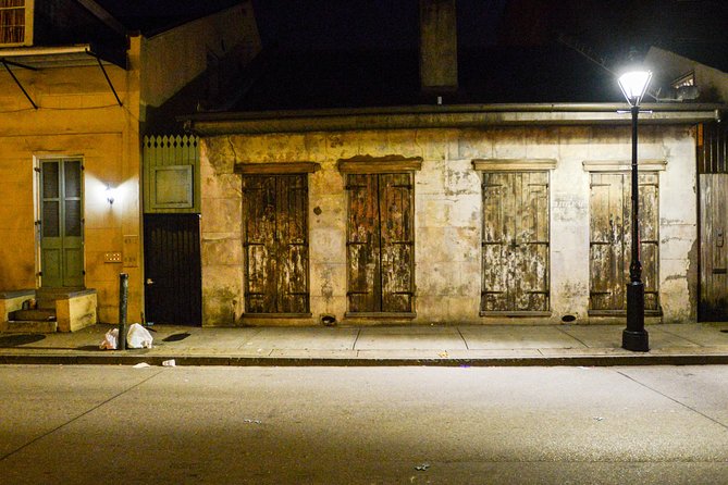 New Orleans Ghost Tour: Go Inside a Haunted Location - Jackson Square and the cathedral