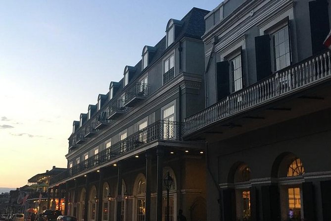 New Orleans Ghost, Vampire, Witch, Voodoo, and Mystery Tour - The guides can make or break the evening
