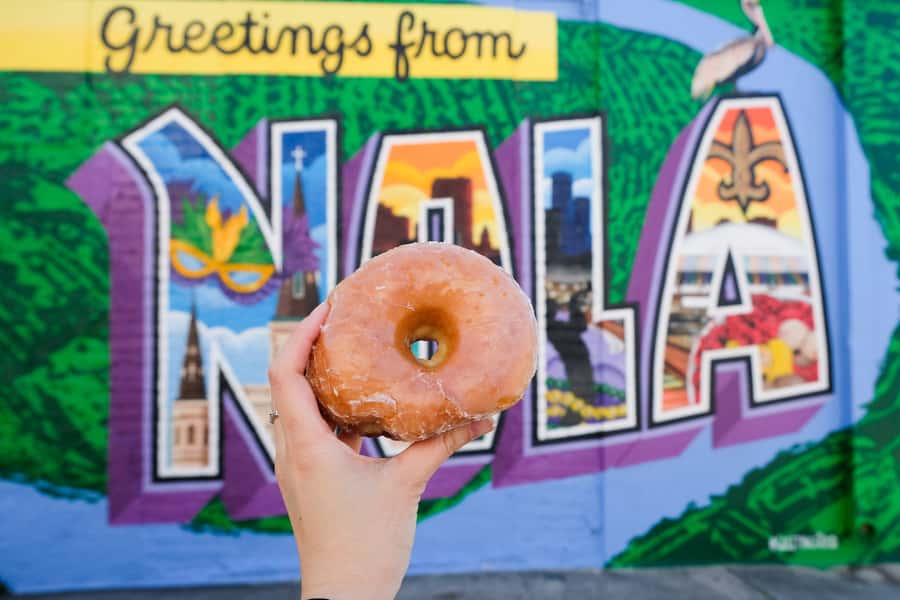 New Orleans: Guided Delicious Beignet Tour with Tastings - Walking from the Garden District to Magazine Street