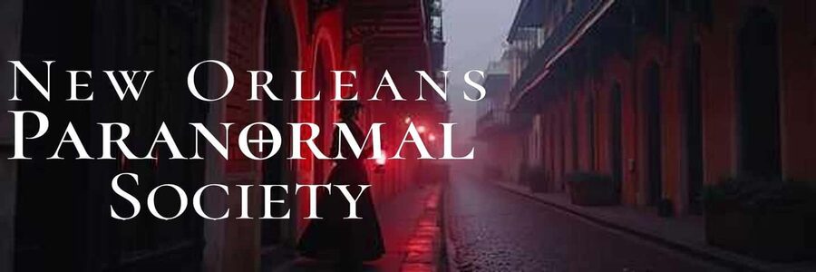 New Orleans: Guided Nighttime Ghost Hunt - Inside the first haunted building