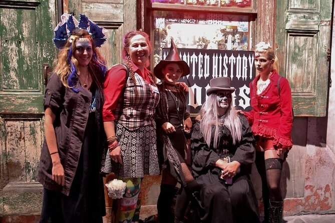 New Orleans: Haunted Pub Crawl - Lafitte’s Blacksmith Shop Bar, the main drinking stop