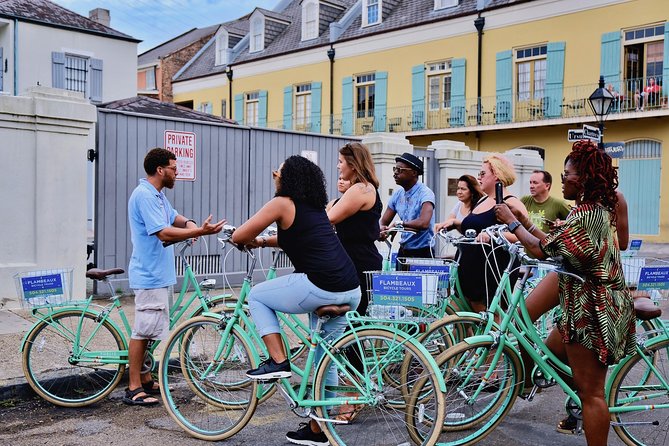 New Orleans Heart of the City Bicycle Tour - The Mississippi River and Jackson Square