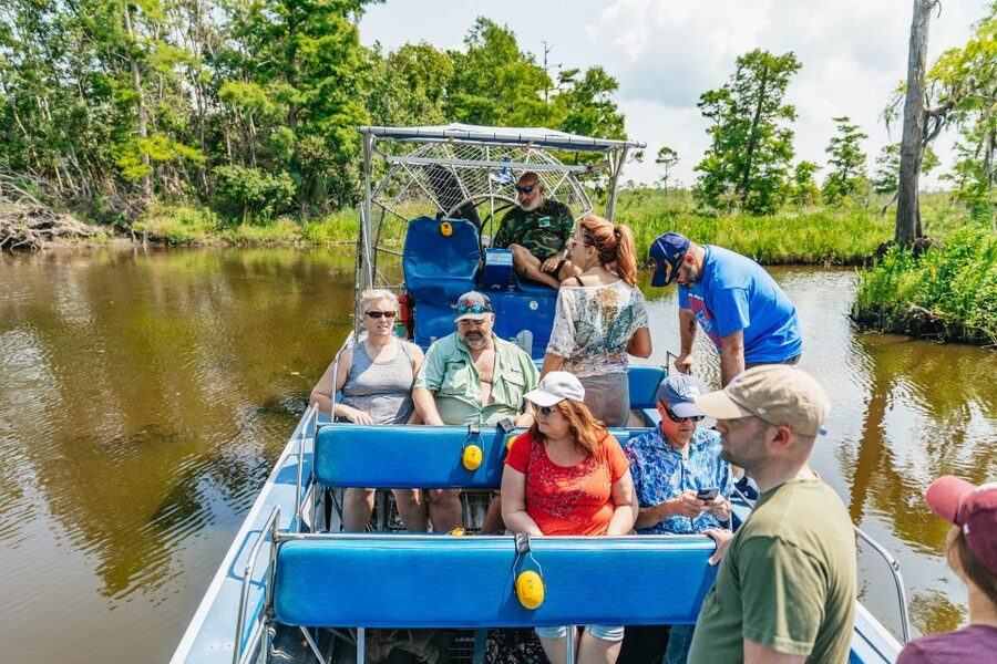 New Orleans: High Speed 9 Passenger Airboat Tour - Small details that can make the day better