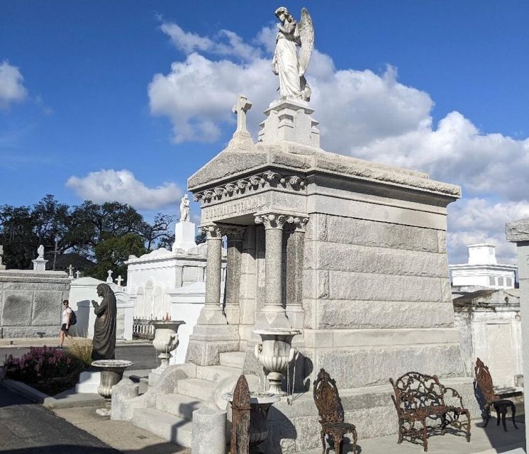 New Orleans: History, Culture & Architecture Guided Tour - City Park and the Besthoff Sculpture Garden