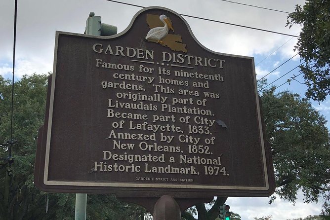 New Orleans Homes of the Rich and Famous Tour of the Garden District - Why the Garden District makes a fine walking tour