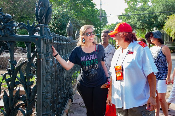 New Orleans Hop-On Hop-Off Unlimited Sightseeing Package - Vue Orleans and the riverfront finish