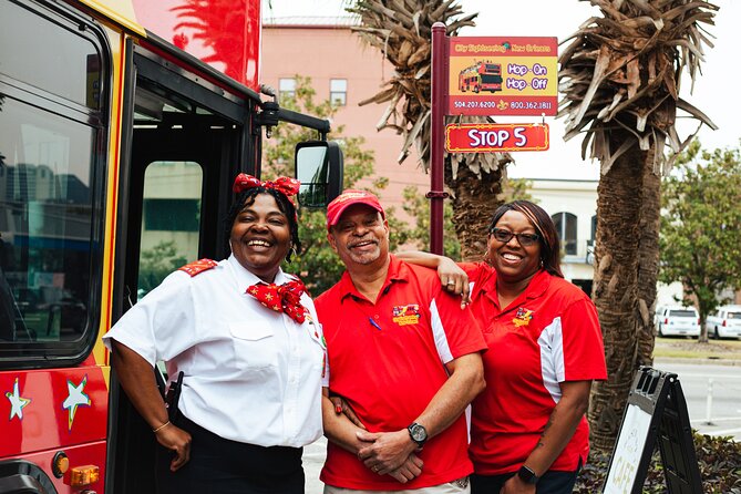 New Orleans Hop-On Hop-Off Unlimited Sightseeing Package - What the live guides add