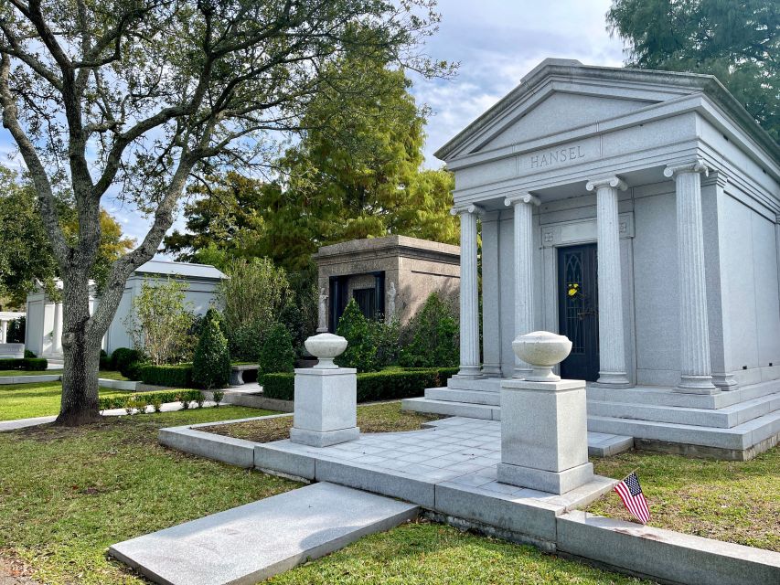 New Orleans: Millionaire’s Tombs of Metairie Cemetery Tour - Is $35 a fair price?