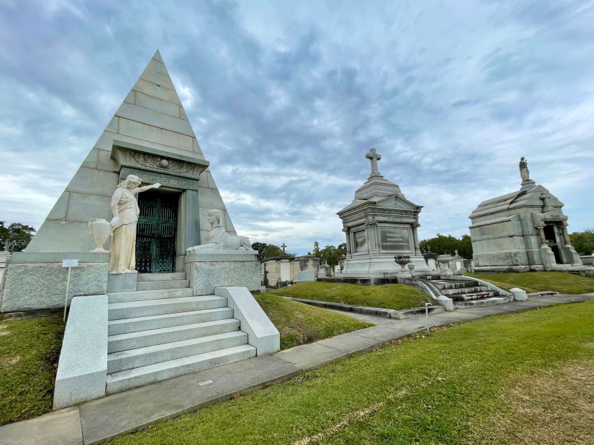 New Orleans: Millionaire’s Tombs of Metairie Cemetery Tour - Why Metairie Cemetery is worth your time