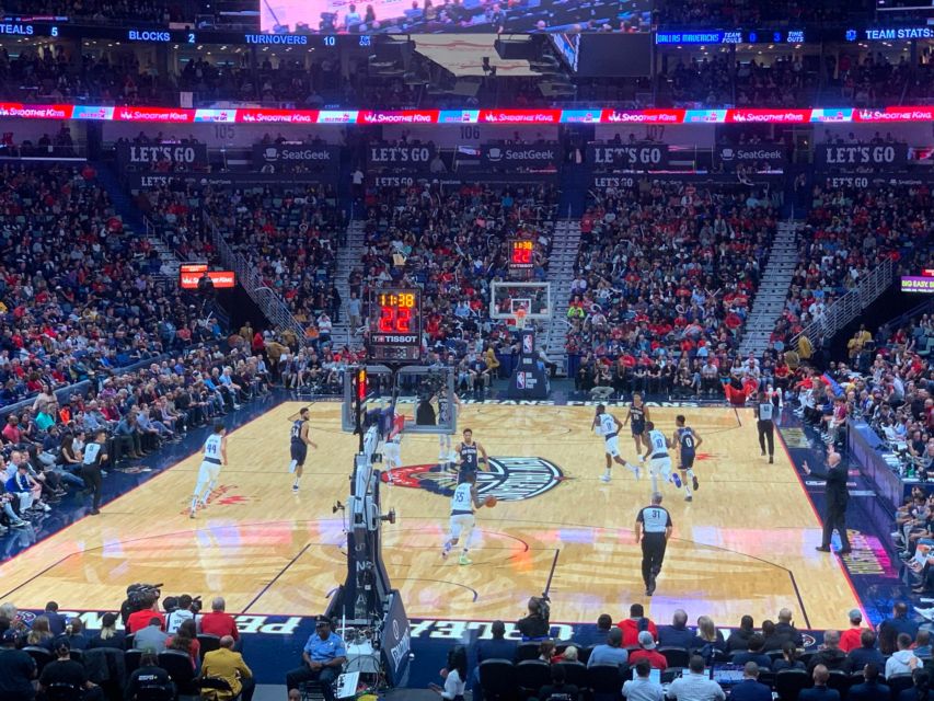 New Orleans: New Orleans Pelicans Basketball Game Ticket - A real NBA night at Smoothie King Center