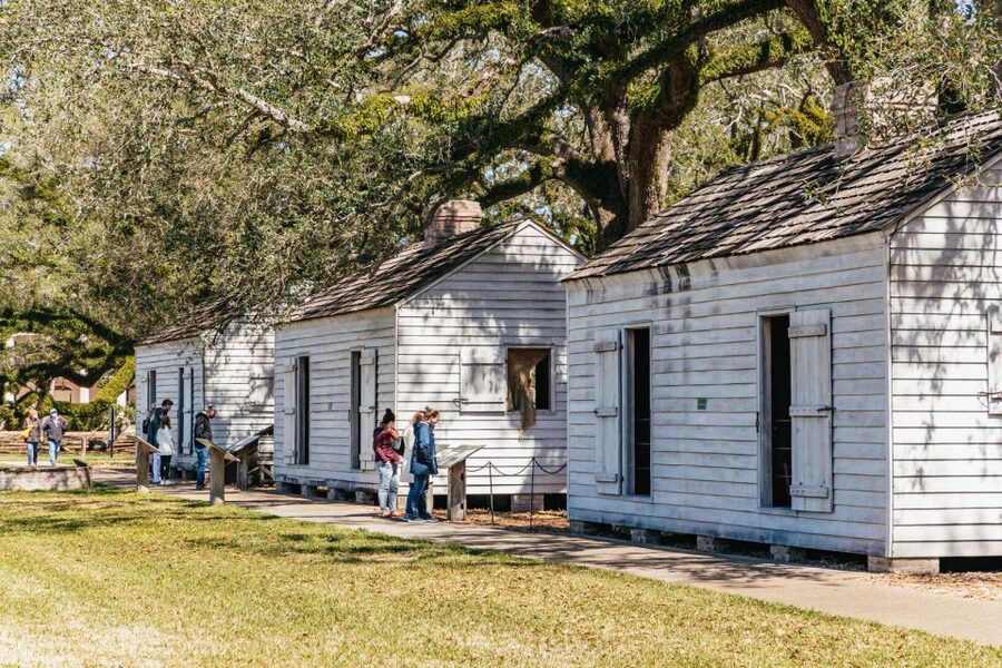 New Orleans: Oak Alley Plantation & Airboat Swamp Combo Tour - FAQ