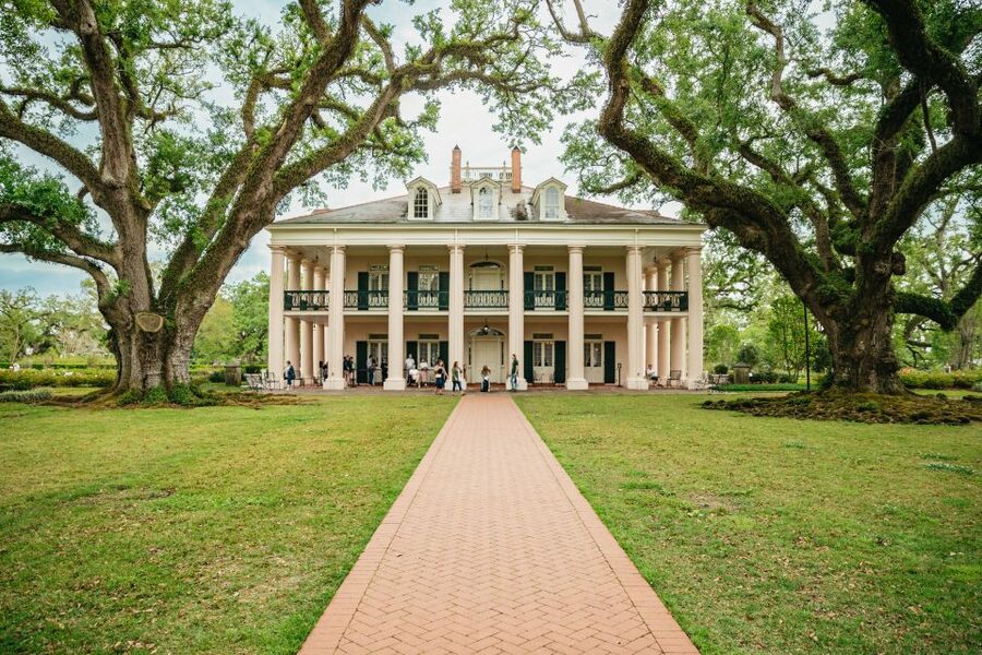 New Orleans: Oak Alley Plantation and Swamp Cruise Day Trip - Why this New Orleans day trip works