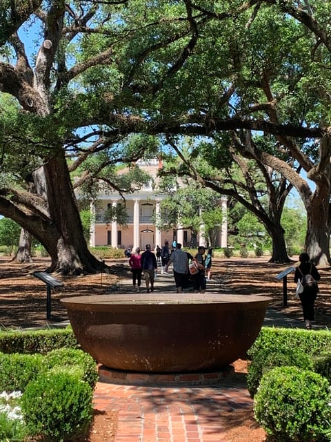 New Orleans: Oak Alley Plantation Tour and Transportation - The ride from New Orleans is part of the day
