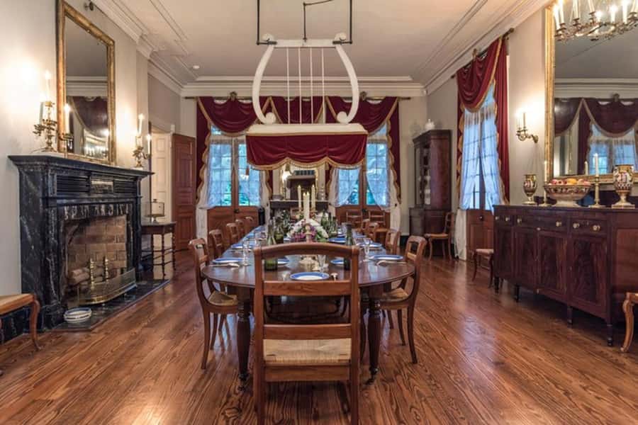 New Orleans: Oak Alley Plantation Tour with Hotel Transfers - What the $81 price really buys