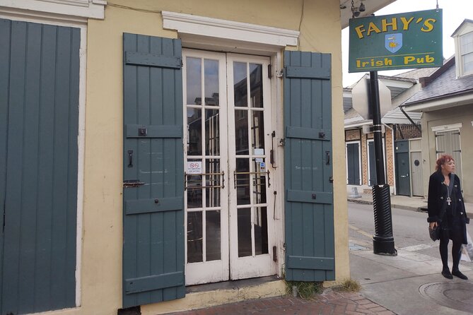 New Orleans Original True Crime Pub Crawl - Starting at Golden Lantern Bar on Royal Street