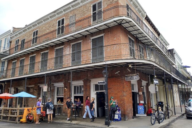 New Orleans Original True Crime Pub Crawl - What the guide adds beyond a podcast