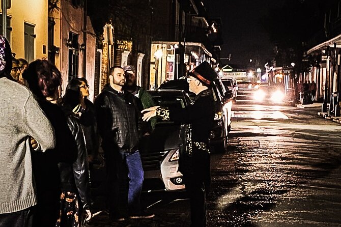 New Orleans Premier Ghost, Voodoo and Vampire Walking Tour - Madame LaLaurie and the limits of looking inside