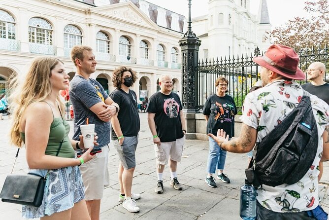 New Orleans Premier Ghost, Voodoo and Vampire Walking Tour - How the guides shape the night