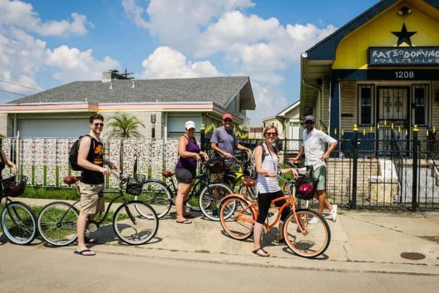 New Orleans: Private custom tour with a local guide - Timing, pickup, and getting around