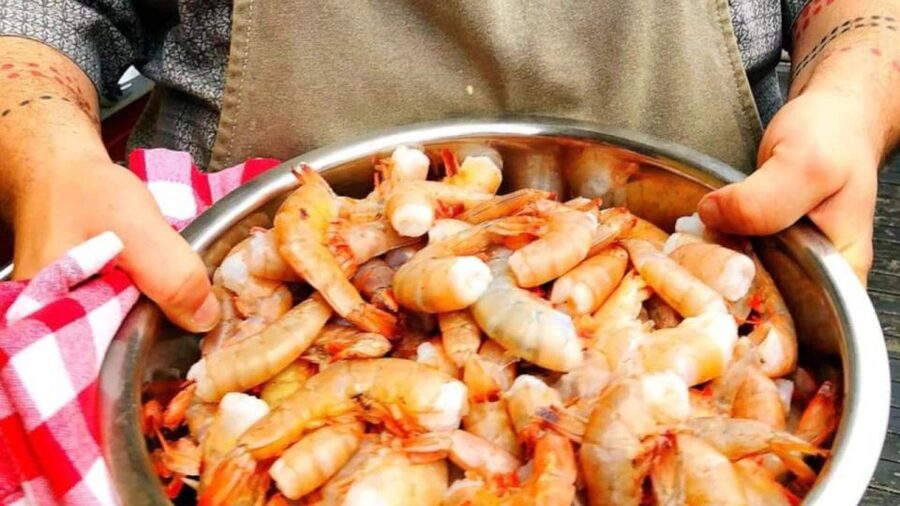New Orleans: Shrimp Boil Experience in French Quarter - Twenty minutes of jazz and blues cabaret