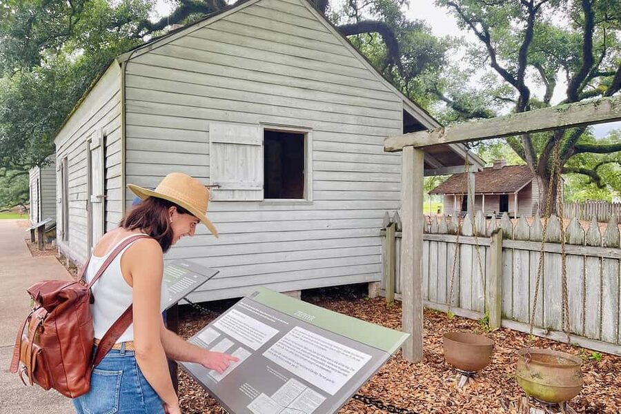 New Orleans: Swamp Boat Ride & Oak Alley Plantation Tour - How the timing feels at 450 minutes