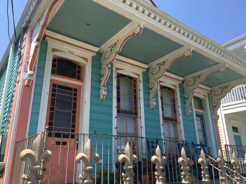 New Orleans: Traditional City and Estate Tour - What $96 buys you