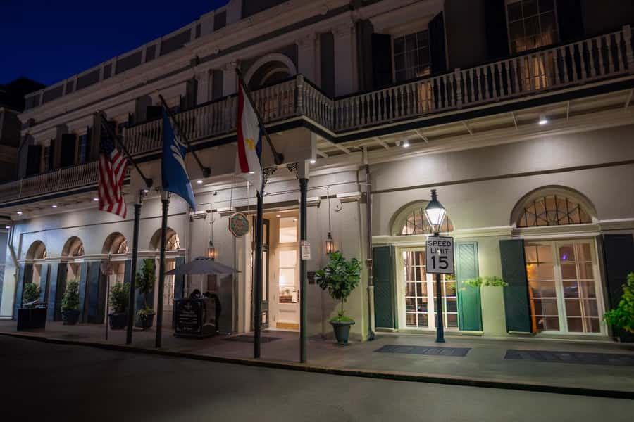 New Orleans: True Crime Pub Crawl - New Orleans and the JFK connection