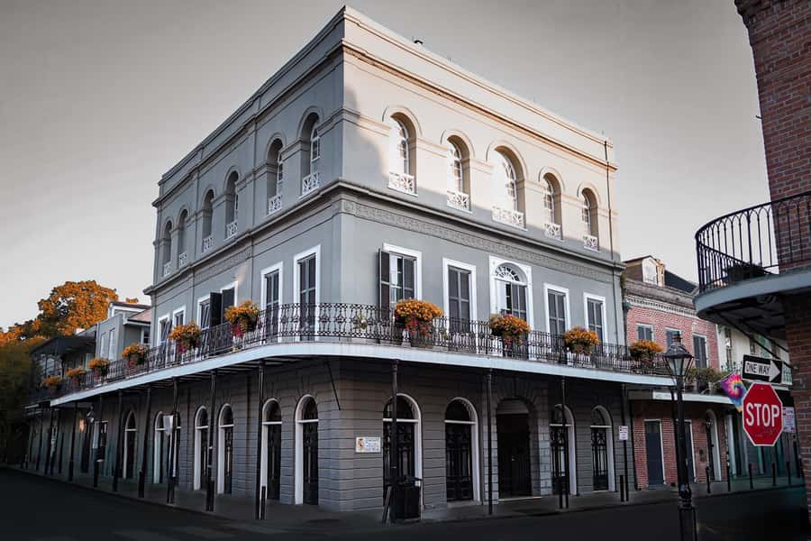 New Orleans: True Crime Pub Crawl - Drinks, pacing, and the real cost