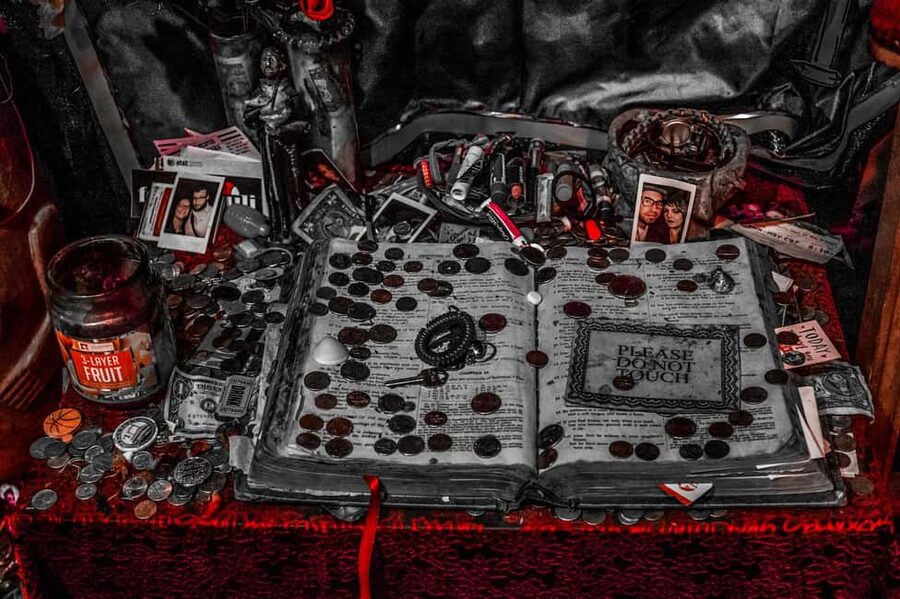 New Orleans: Vampires, Voodoo, and Ghosts Tour - Starting at the Red Door on Decatur Street