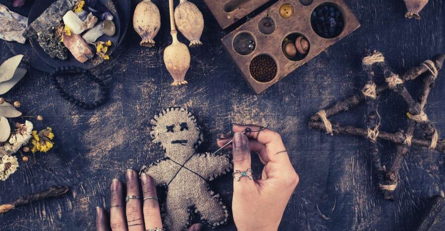 New Orleans: Voodoo Legends, Vampires & Magic Walking Tour - Why this walk works in New Orleans