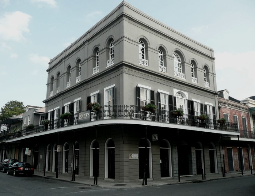 New Orleans: Voodoo Legends, Vampires & Magic Walking Tour - Starting at Congo Square
