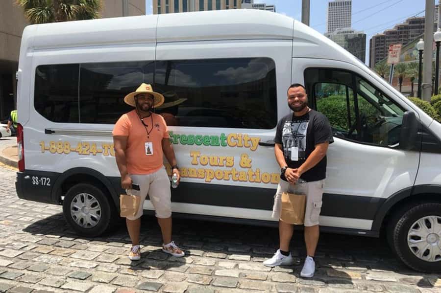 New Orleans: Whitney Plantation Audio Tour with Transfers - Starting with the slave cabins
