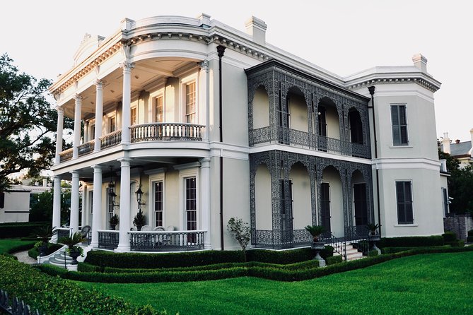 NOLA Garden District and Gates of Lafayette Cemetery Tour - What the $25 price buys you
