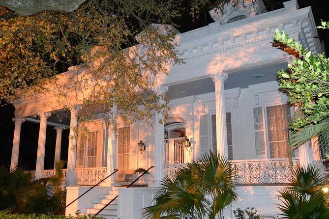 NOLA Garden District and Gates of Lafayette Cemetery Tour - Who will enjoy this walk most?