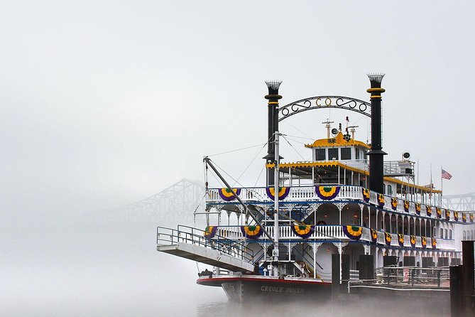 Paddlewheeler Creole Queen Jazz Dinner Cruise in New Orleans - Live jazz and a gentle evening mood