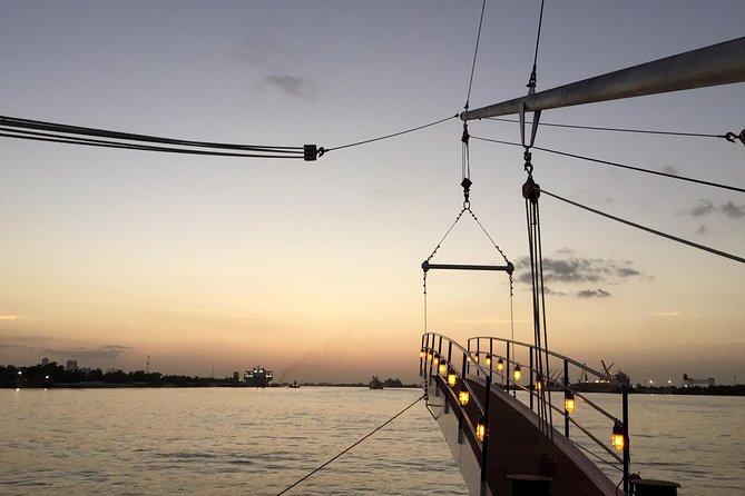 Paddlewheeler Creole Queen Jazz Dinner Cruise in New Orleans - Should you book the Creole Queen?