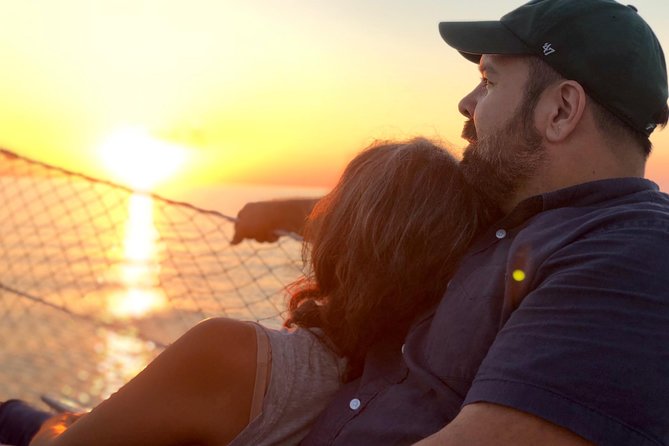 Private New Orleans 2-Hour Sail Aboard a Luxury Yacht - Drinks, snacks, and the small comforts