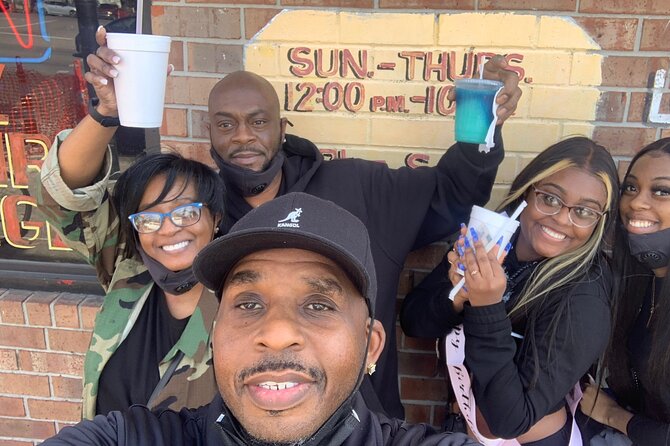 Private New Orleans Music and Culture Tour with Bar Stop - Uptown, Gladys Bar, and the Dew Drop Inn
