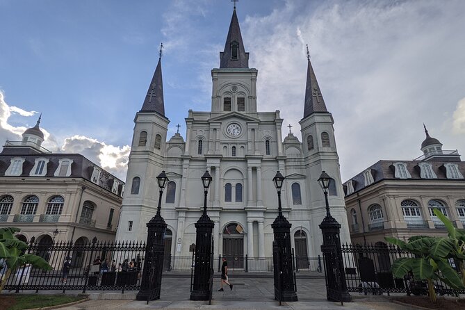 Self-Guided Walking Tour French Quarter In New Orleans - Starting with Joan of Arc and the French Market