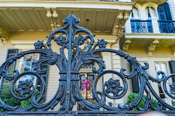 Self Guided Walking Tour of New Orleans' Historic Garden District - Key points to know before you go