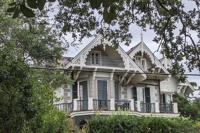 Self Guided Walking Tour of New Orleans' Historic Garden District - Indoor plumbing at the Walter Grinnan Robinson House