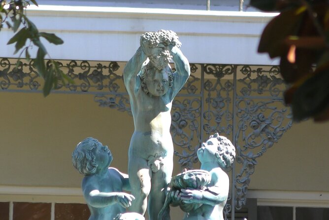 Small-Group Glamorous Garden District Tour - What the $37 price gets you