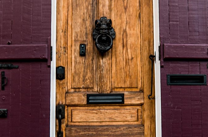 Spirits: New Orleans Cocktail & Ghost Tour - What the itinerary feels like from stop to stop