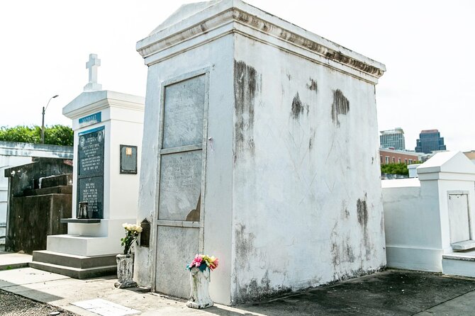 St. Louis Cemetery No. 1 Official Walking Tour - Marie Laveau and the cemetery’s famous names