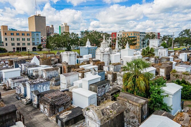 St. Louis Cemetery No. 1 Official Walking Tour - Is $25 a fair price?